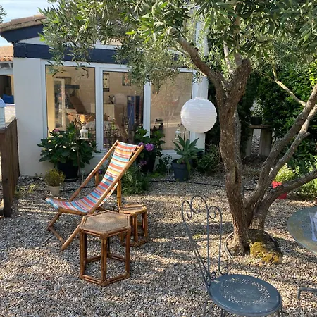 Les Oliviers Villa Villemoustaussou