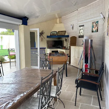 Les Oliviers Villemoustaussou