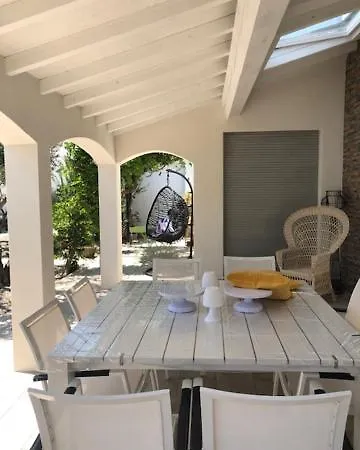 Les Oliviers Villa Villemoustaussou